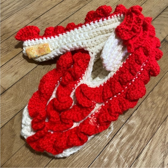 White and Red Crochet Slippers - Picture 8 of 10